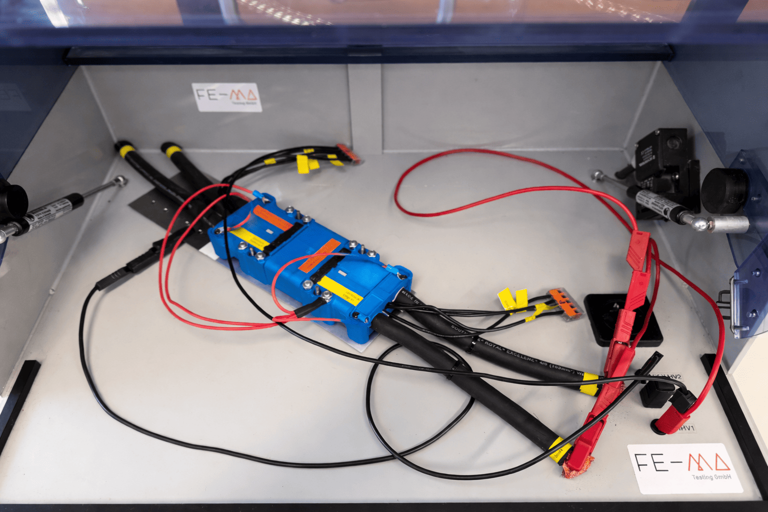 Branchen und Anwendungen_Kabel Leitungen & Verbindungssysteme